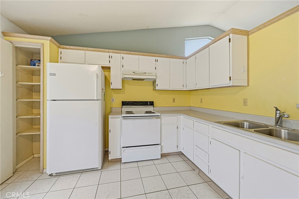 437 Rice Ct, Merced, CA 95348