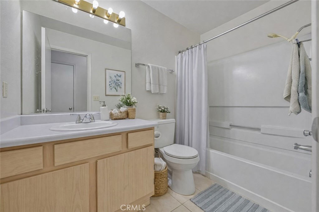 437 Rice Ct, Merced, CA 95348