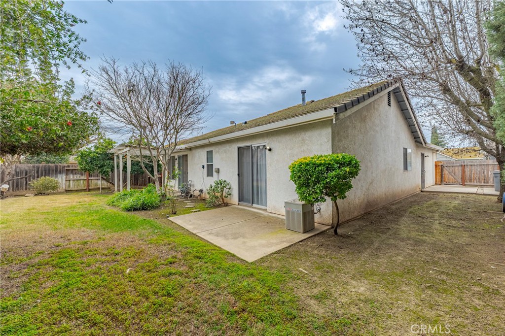 437 Rice Ct, Merced, CA 95348