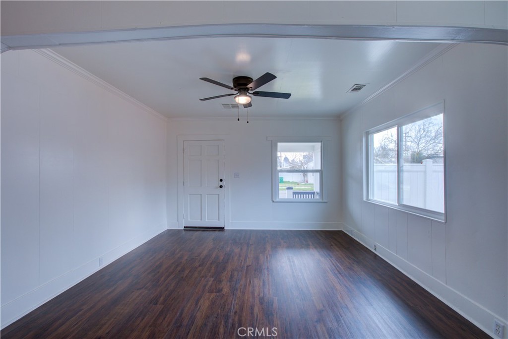 1241 6th St, Atwater, CA 95301