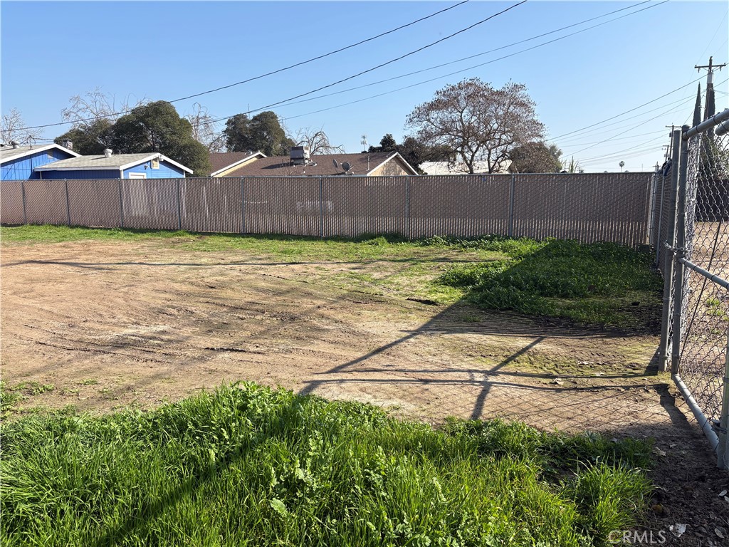 3883 Santa Fe, Le Grand, CA 95333