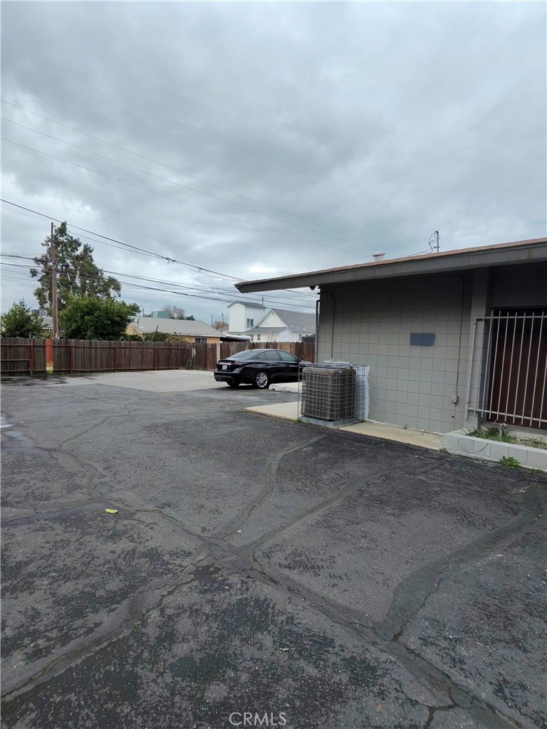 1253 WINTON WAY, Atwater, CA 95301