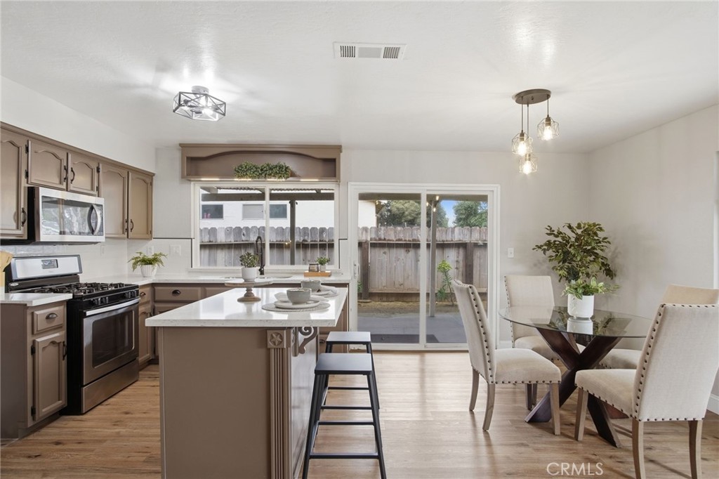 3514 Oakhurst, Merced, CA 95340