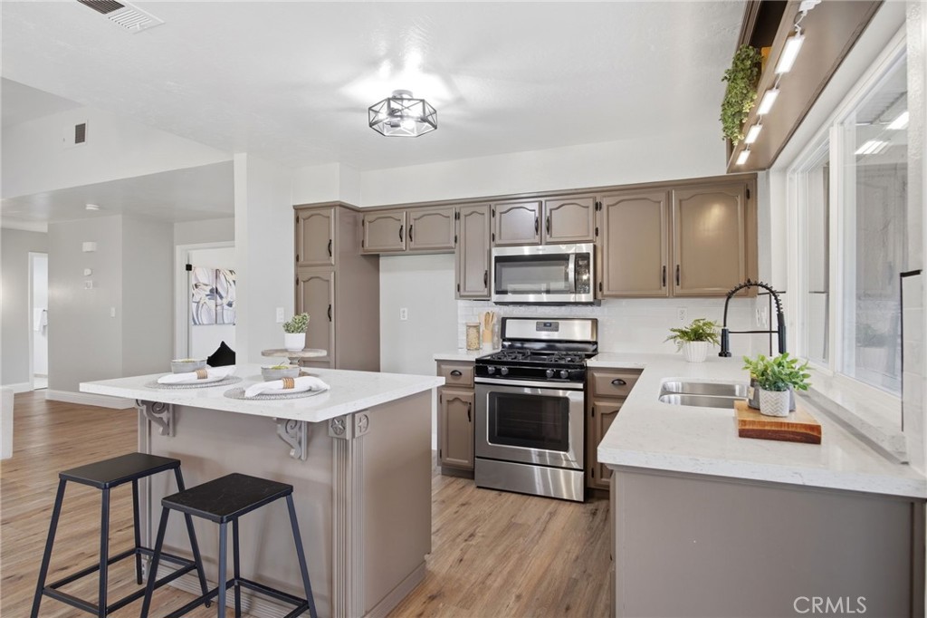 3514 Oakhurst, Merced, CA 95340