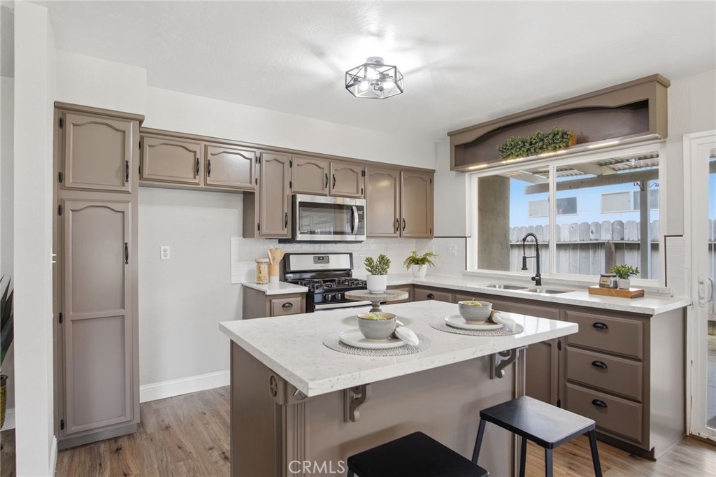 3514 Oakhurst, Merced, CA 95340