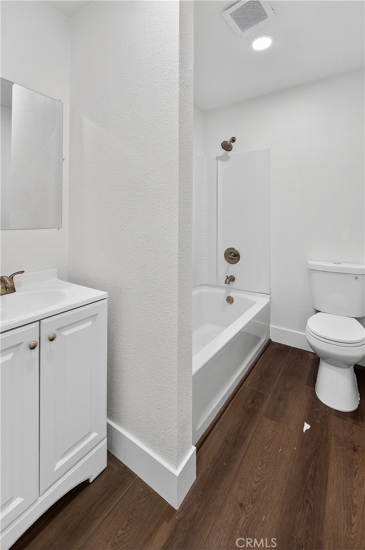 1013 -1017 W Santa Fe Ave, Merced, CA 95340