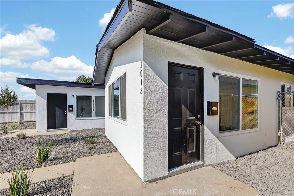 1013 -1017 W Santa Fe Ave, Merced, CA 95340