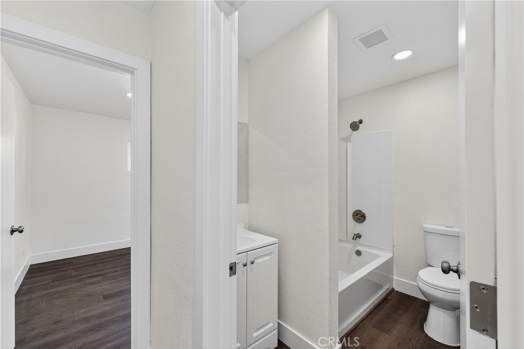 1013 -1017 W Santa Fe Ave, Merced, CA 95340