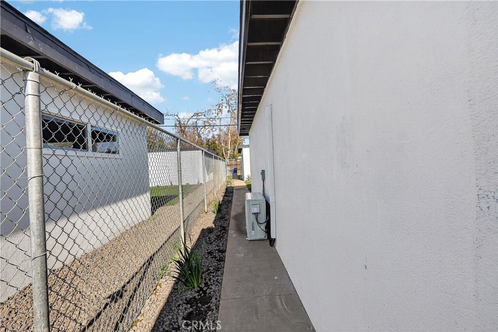 1013 -1017 W Santa Fe Ave, Merced, CA 95340