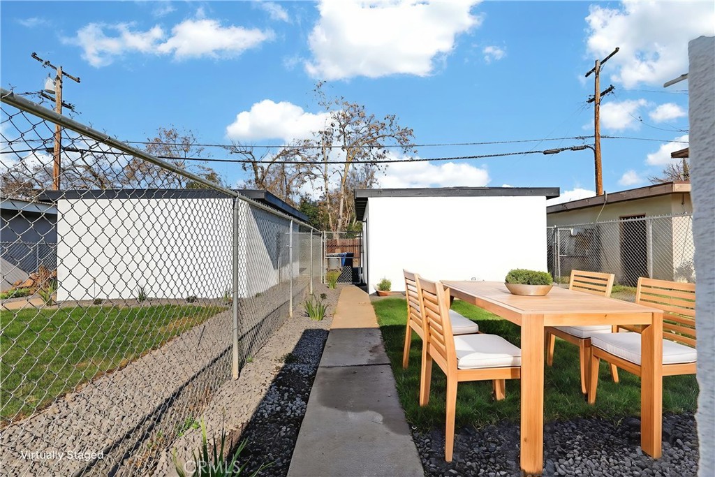 1013 -1017 W Santa Fe Ave, Merced, CA 95340