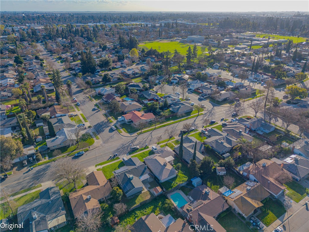 639 W Donna Dr, Merced, CA 95348