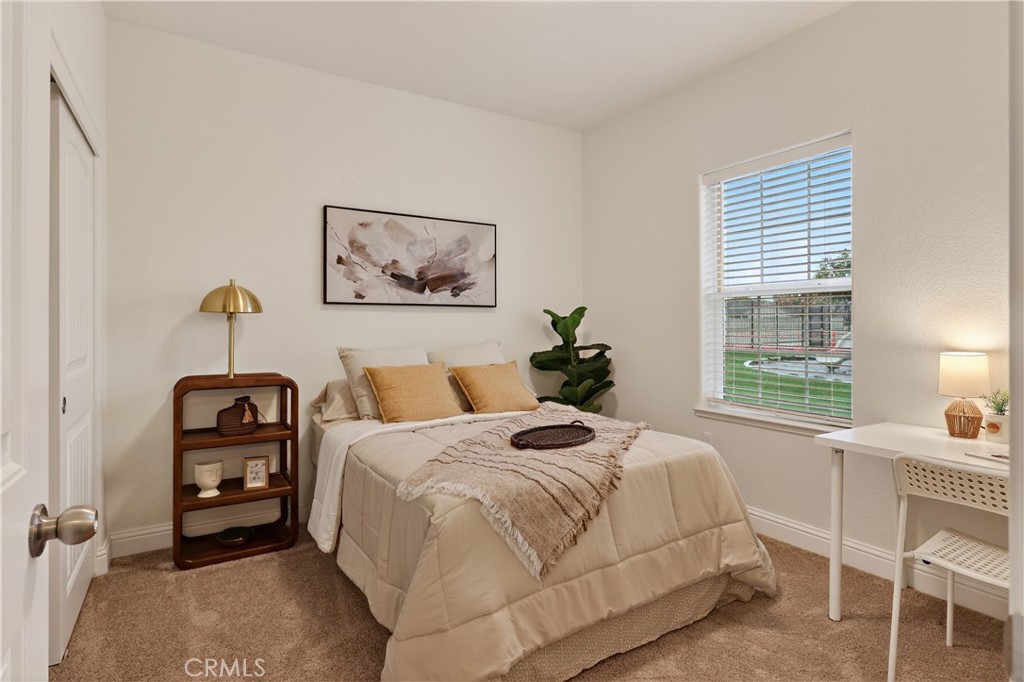 242 Montage Dr, Merced, CA 95348