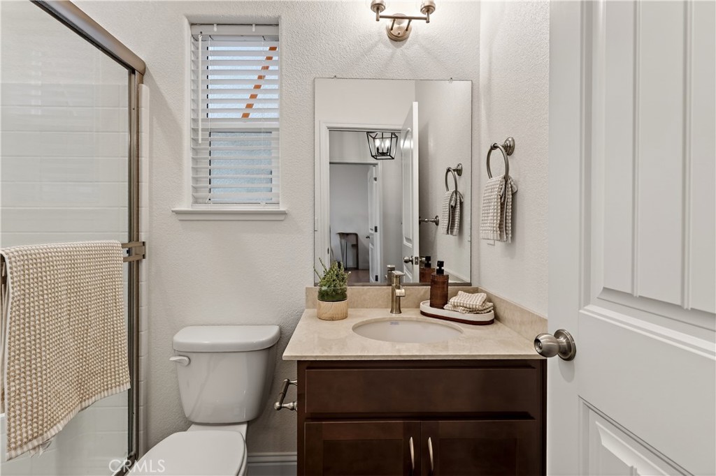 242 Montage Dr, Merced, CA 95348