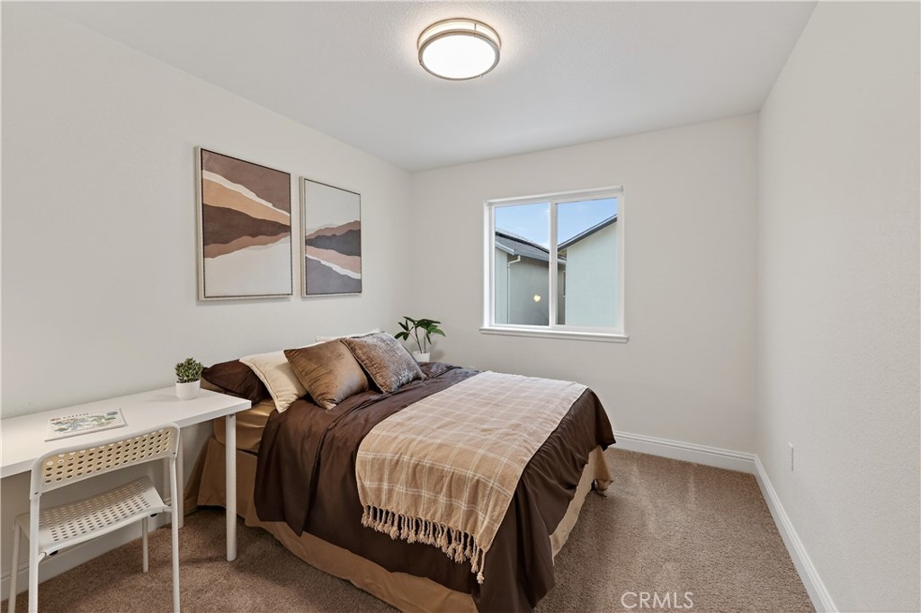 242 Montage Dr, Merced, CA 95348