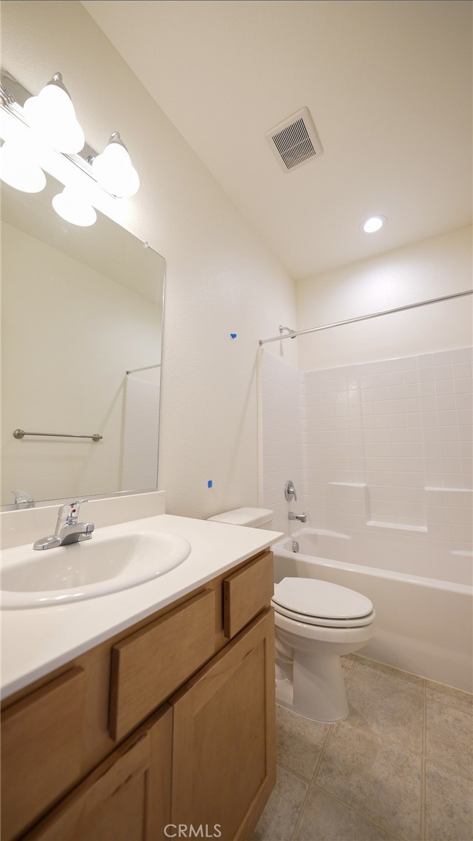129 Squaw Valley Dr., Merced, CA 95341