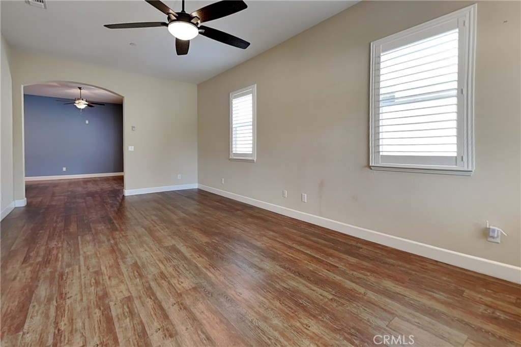 2091 State, Turlock, CA 95380