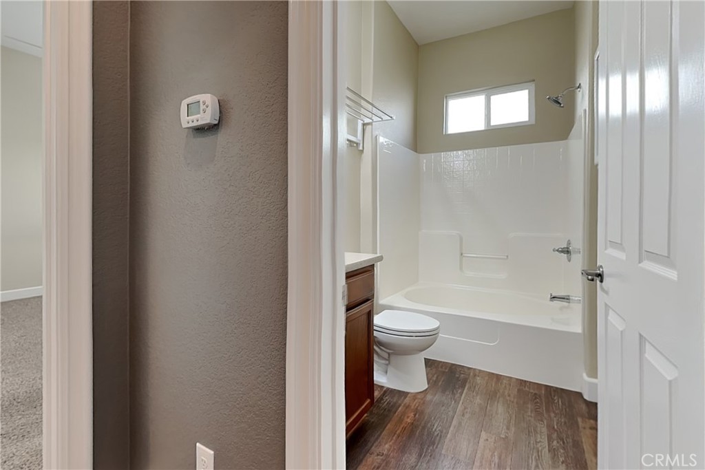 2091 State, Turlock, CA 95380