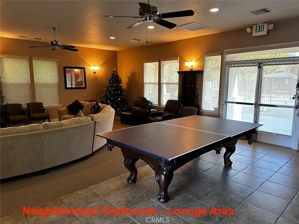 2091 State, Turlock, CA 95380