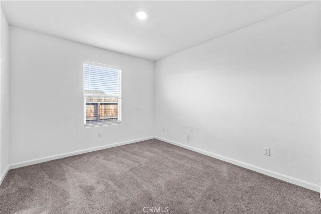 296 Grand Canyon Ct, Merced, CA 95341