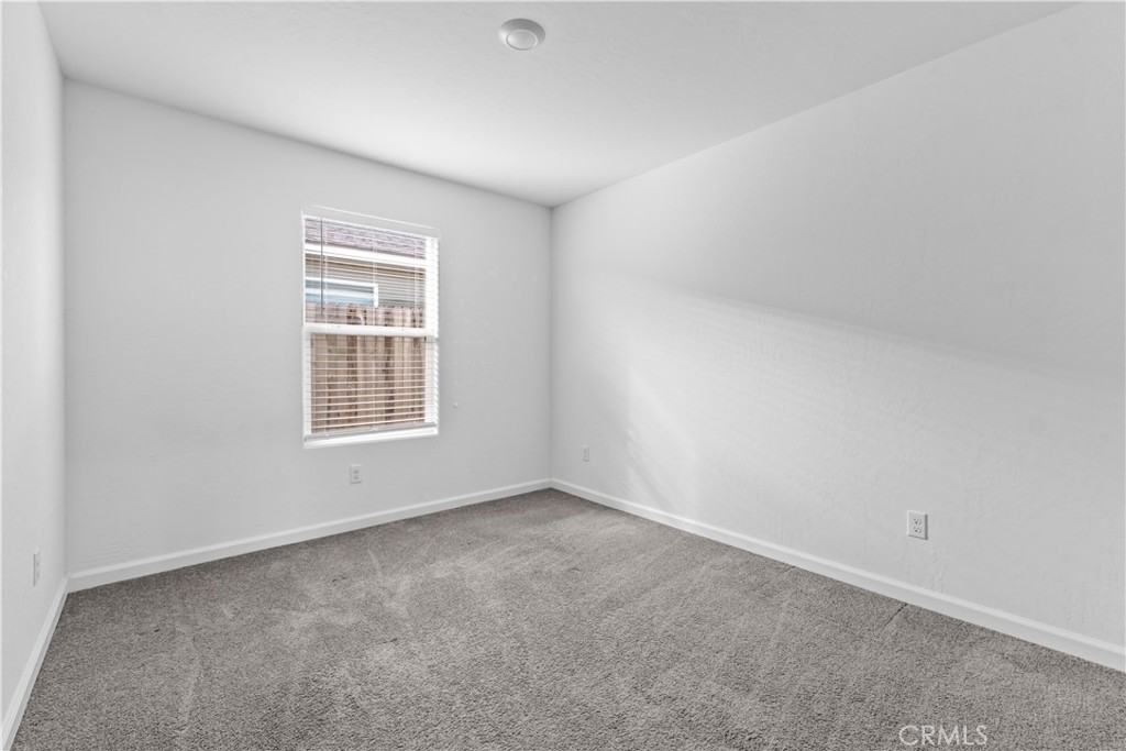 296 Grand Canyon Ct, Merced, CA 95341