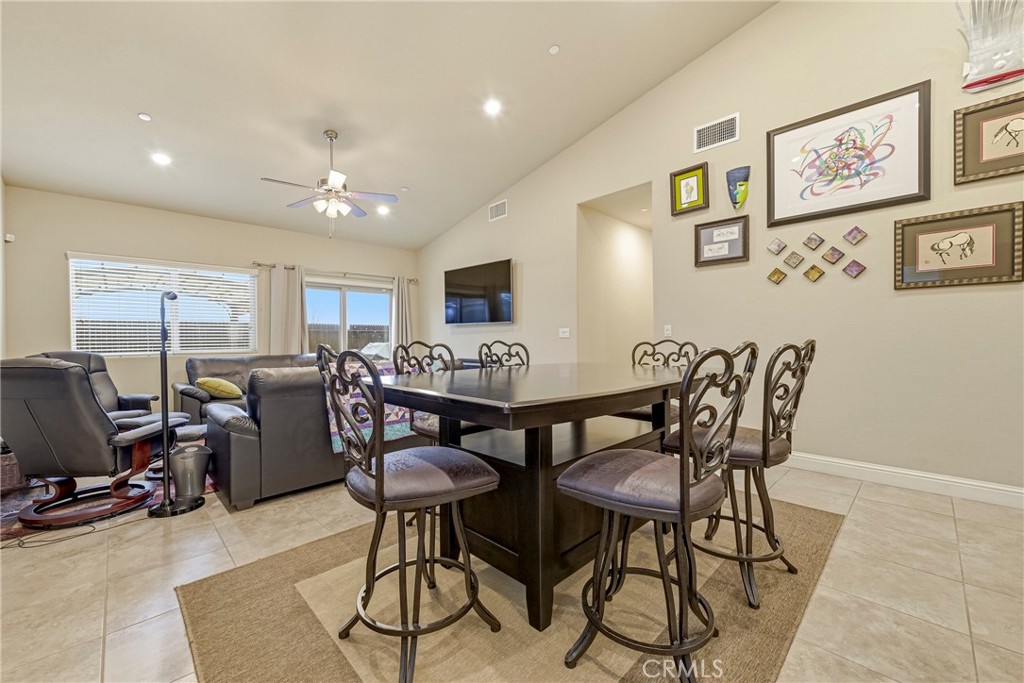 713 Ironstone Dr, Merced, CA 95348