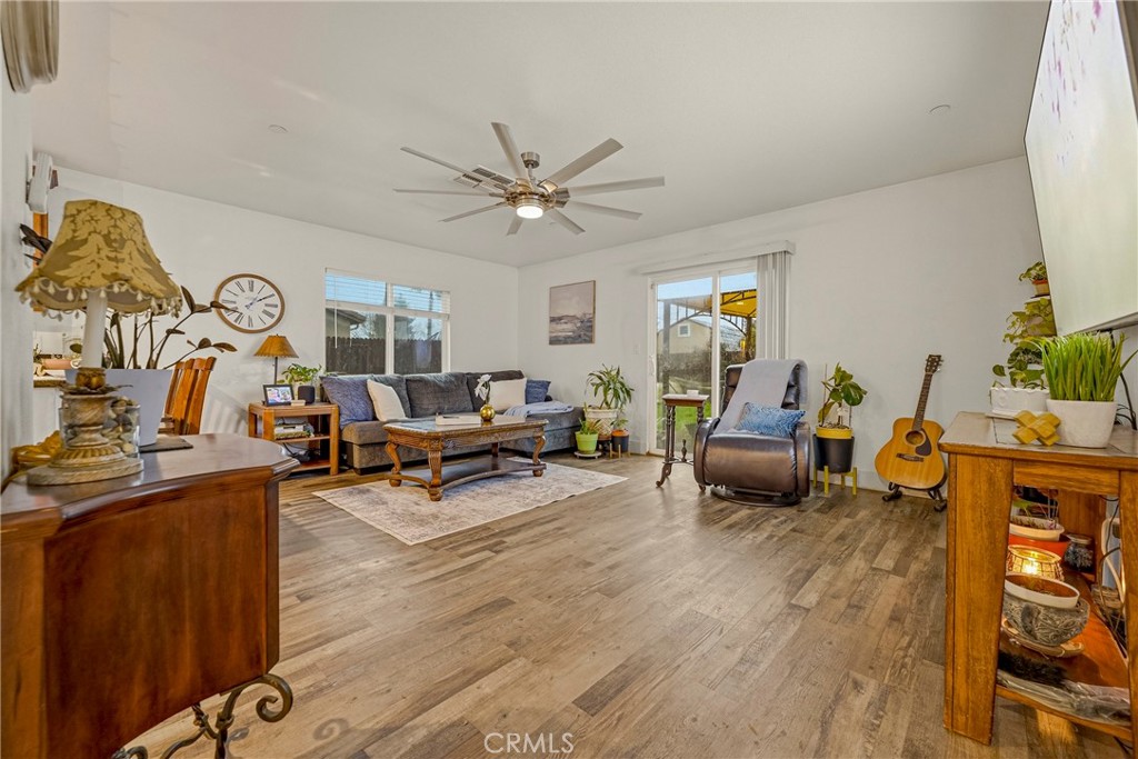 547 Blossom, Chowchilla, CA 93610