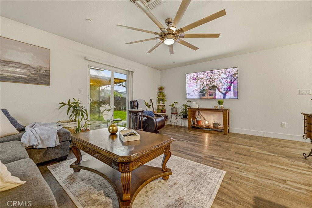 547 Blossom, Chowchilla, CA 93610