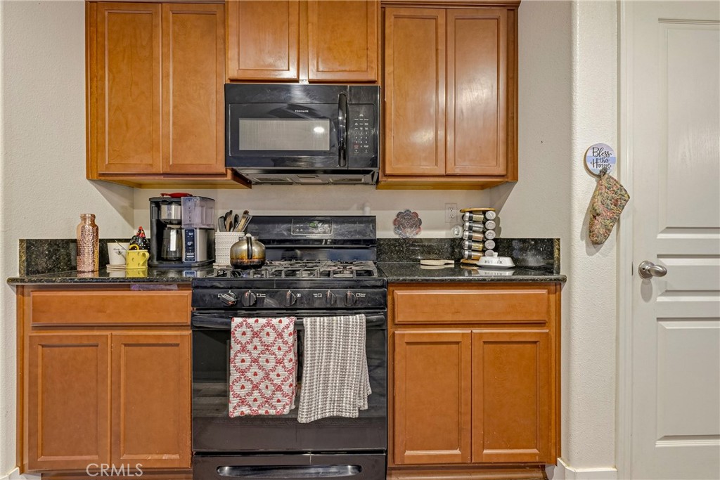 547 Blossom, Chowchilla, CA 93610