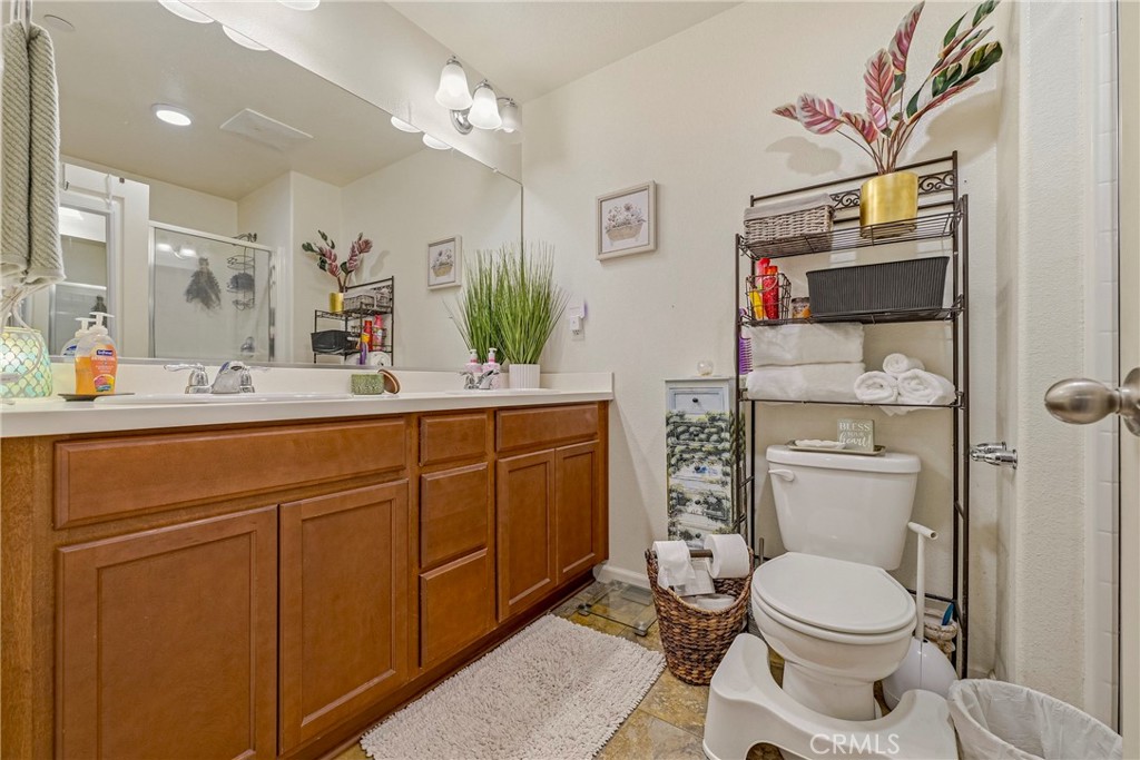 547 Blossom, Chowchilla, CA 93610