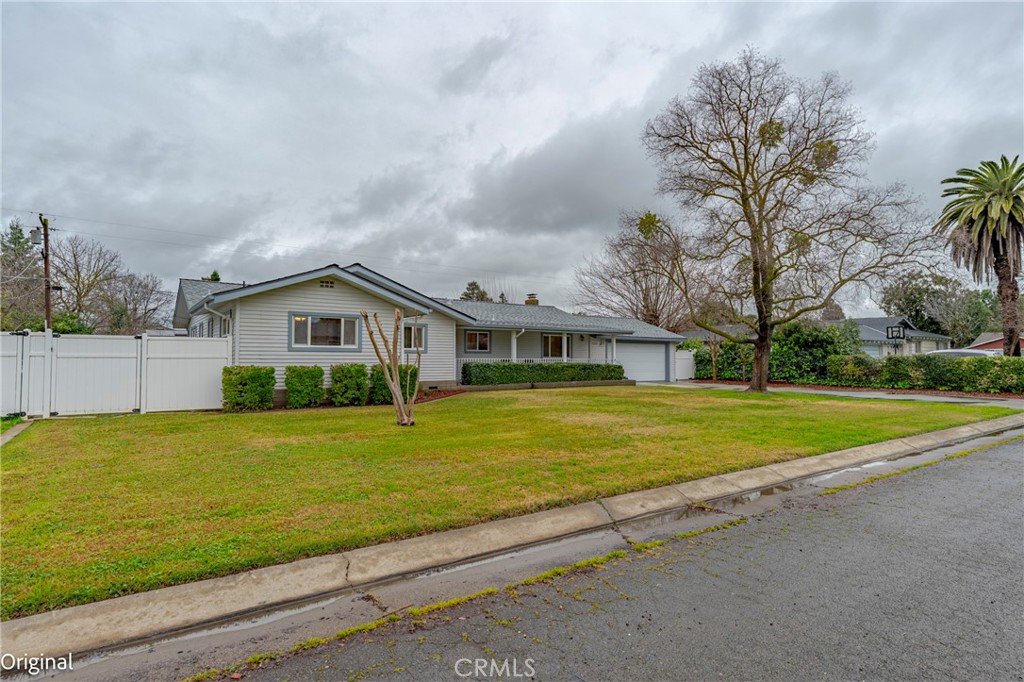 3279 Laura Ave, Merced, CA 95340