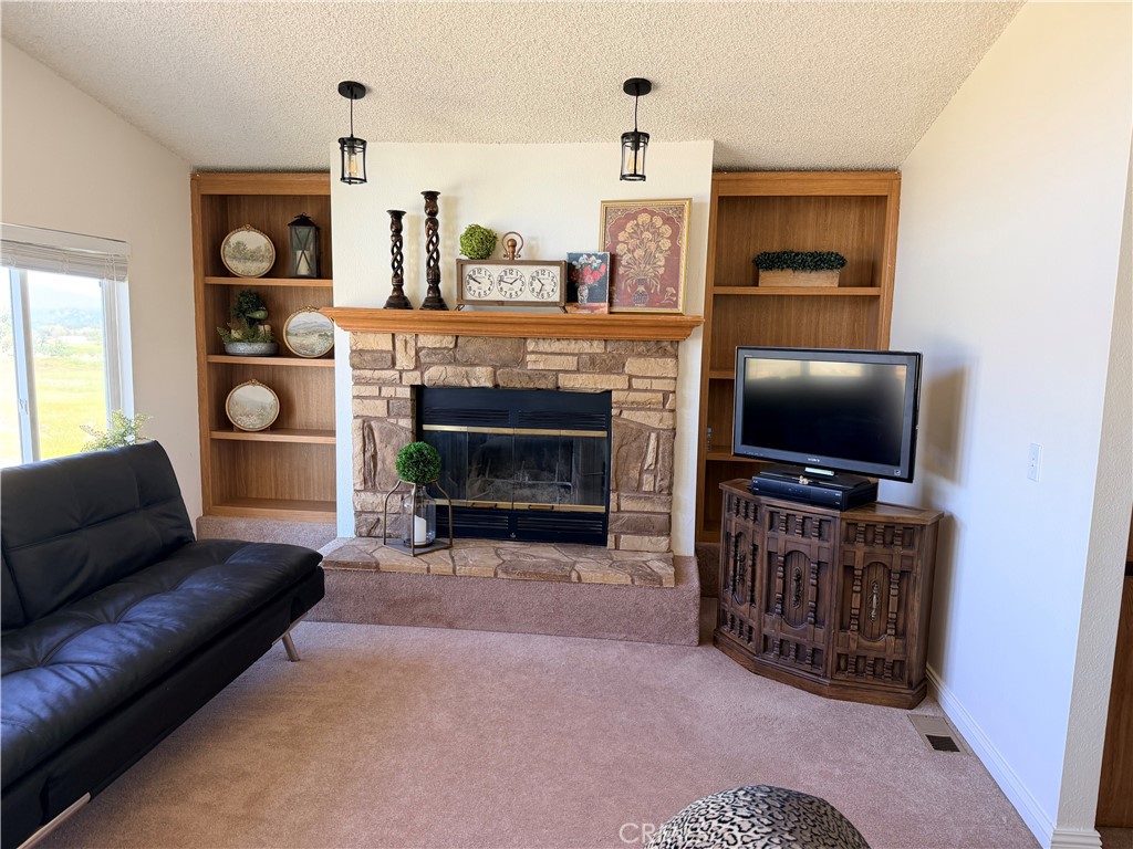 9570 Banderilla, La Grange, CA 95329