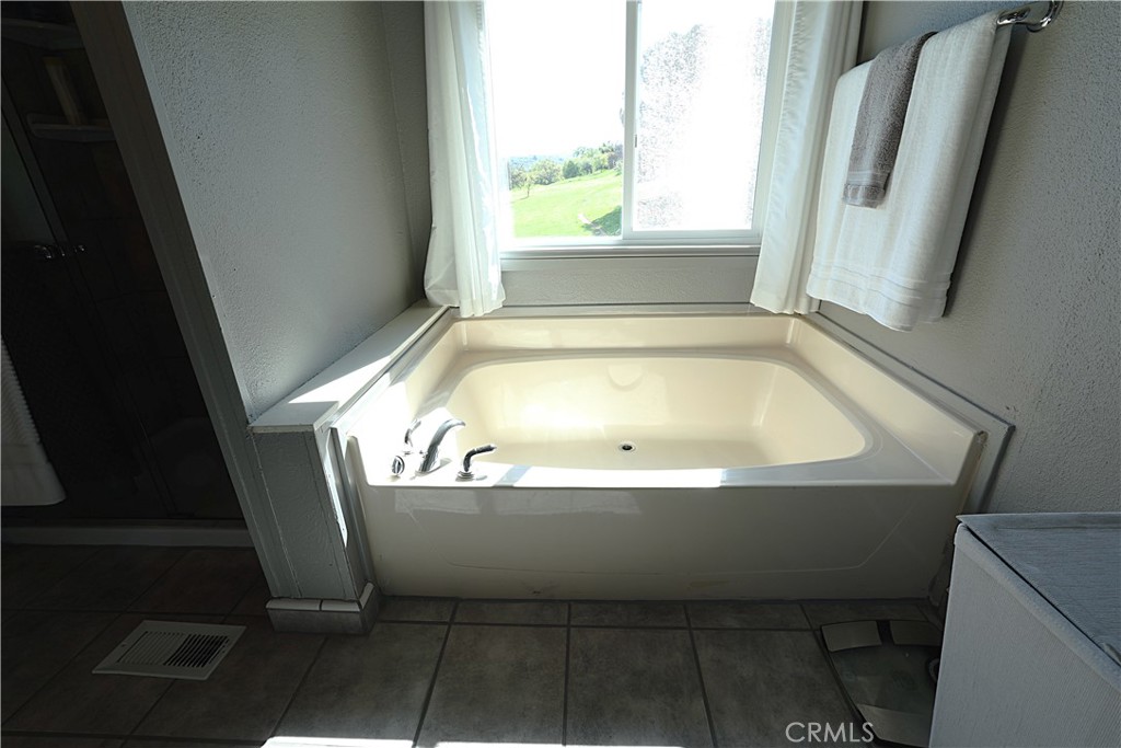 9570 Banderilla, La Grange, CA 95329