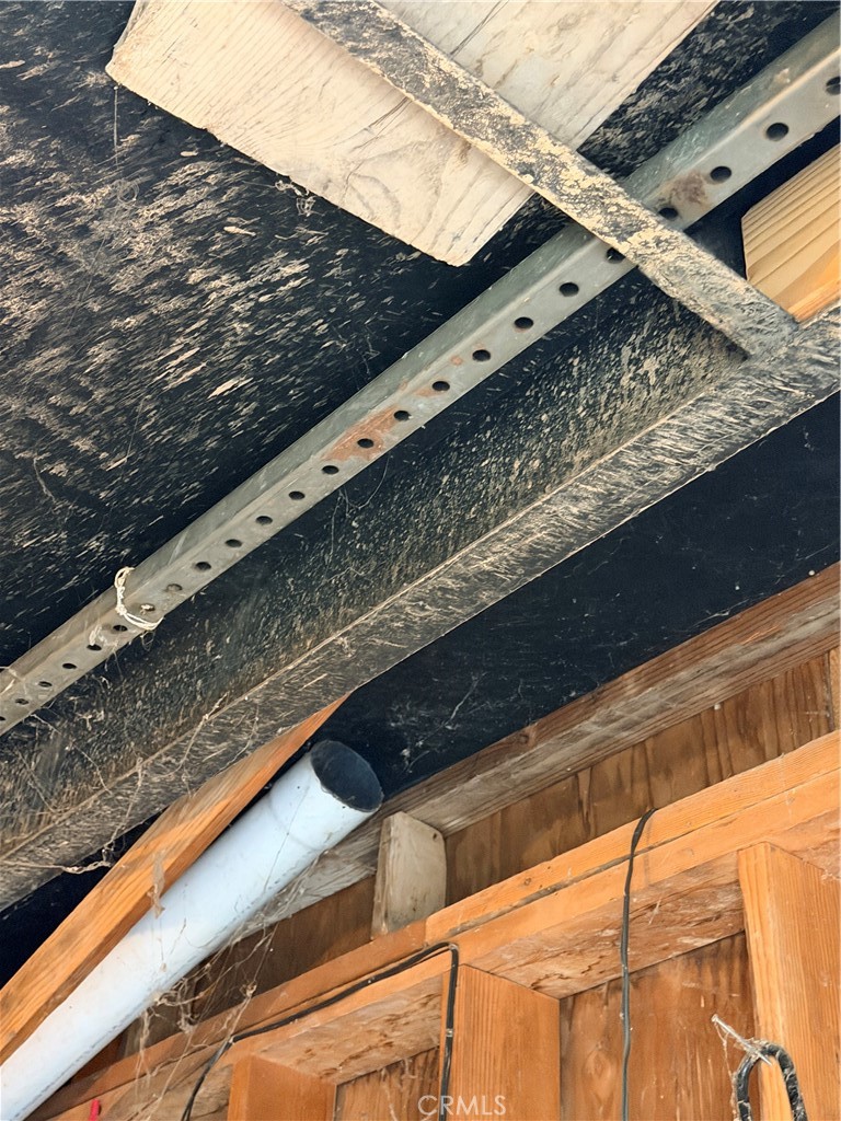 9570 Banderilla, La Grange, CA 95329