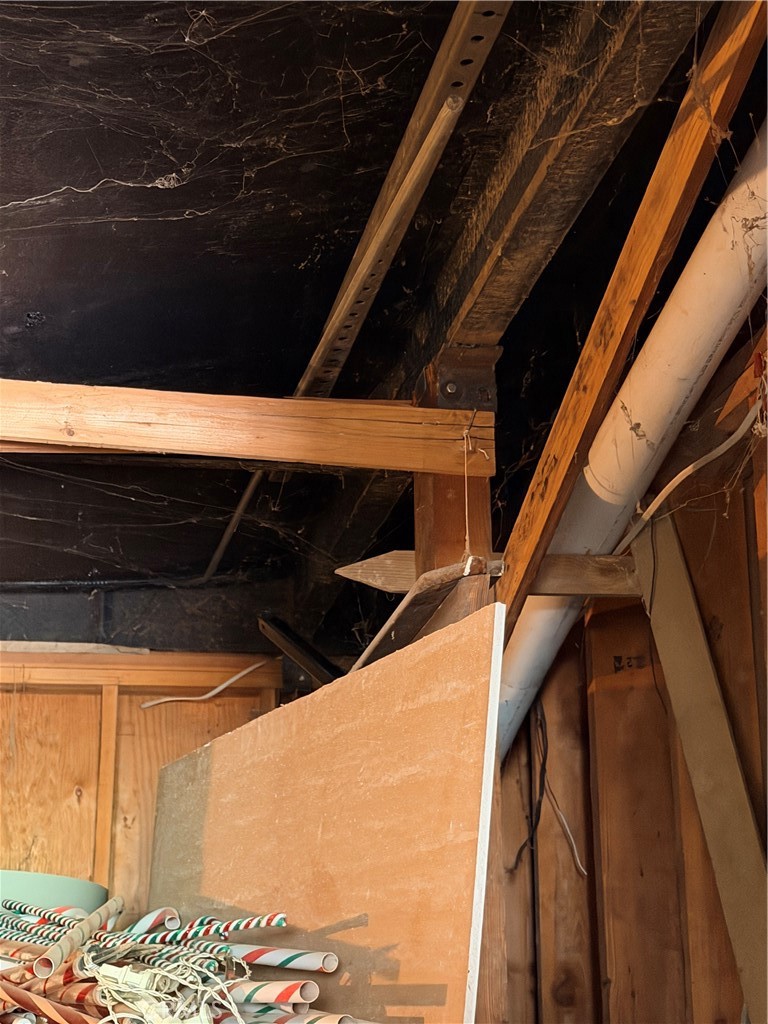 9570 Banderilla, La Grange, CA 95329