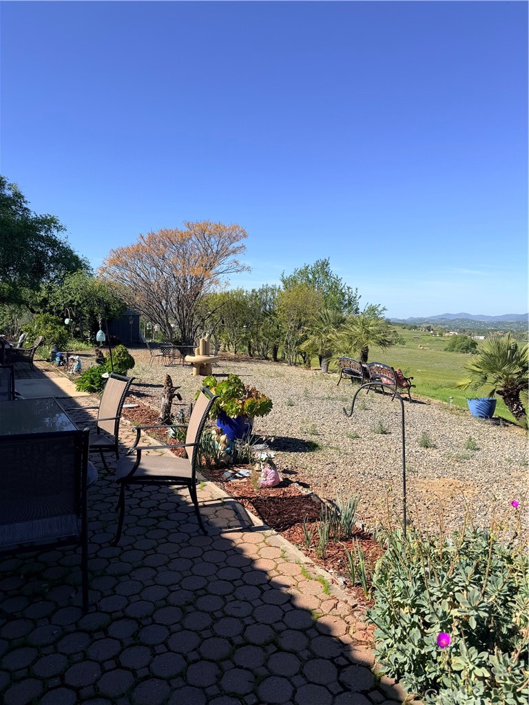 9556 Banderilla, La Grange, CA 95329