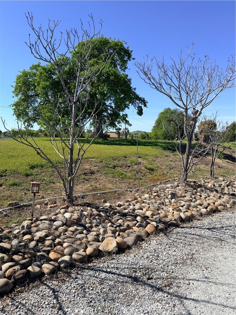 9556 Banderilla, La Grange, CA 95329