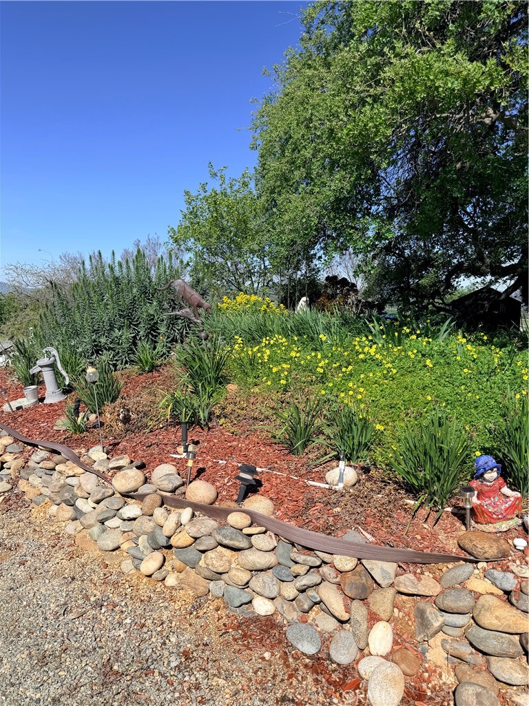 9556 Banderilla, La Grange, CA 95329