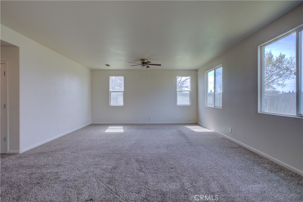 6511 Mello Ct, Winton, CA 95388