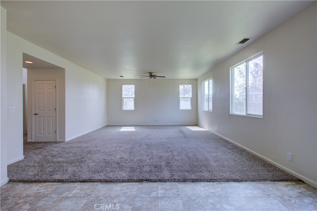 6511 Mello Ct, Winton, CA 95388