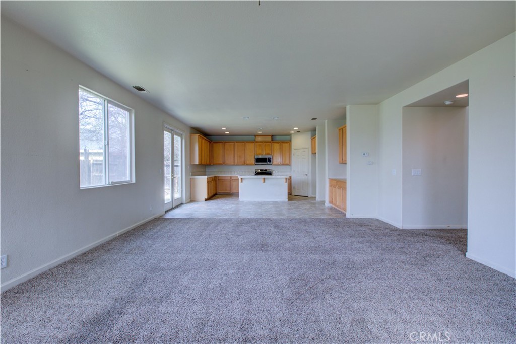 6511 Mello Ct, Winton, CA 95388