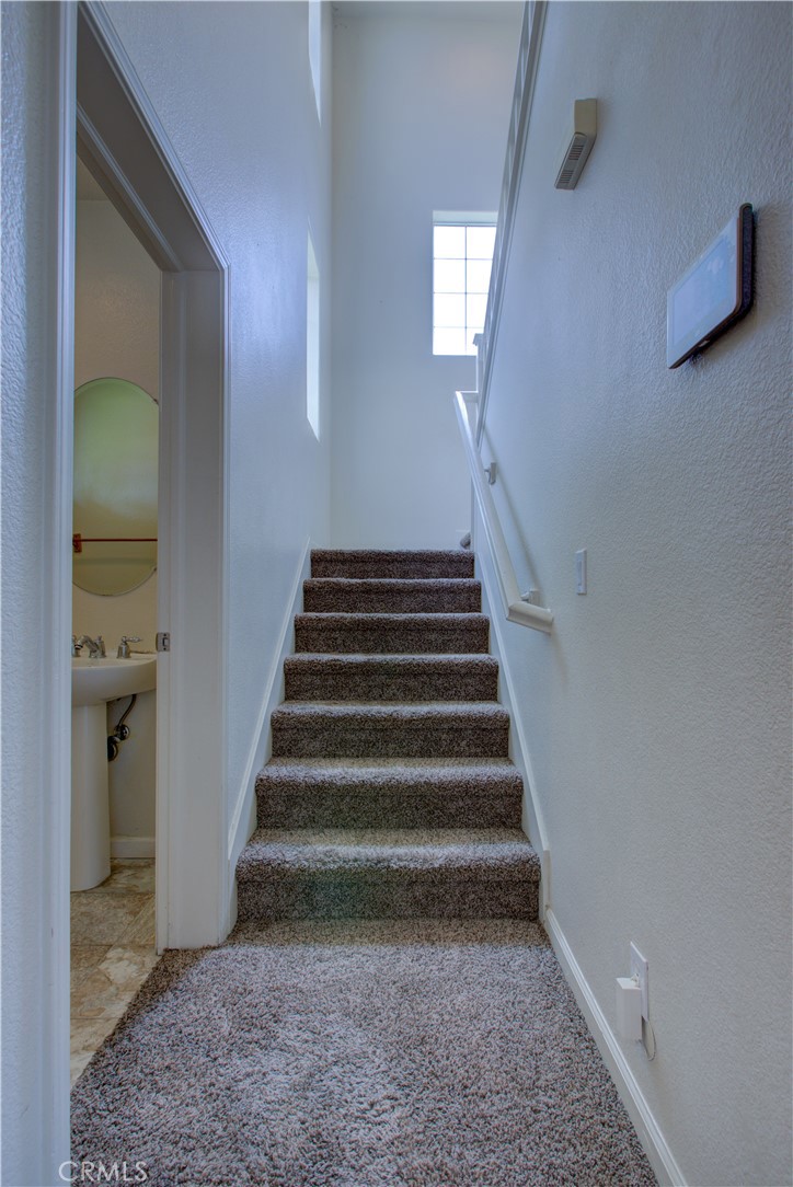 6511 Mello Ct, Winton, CA 95388