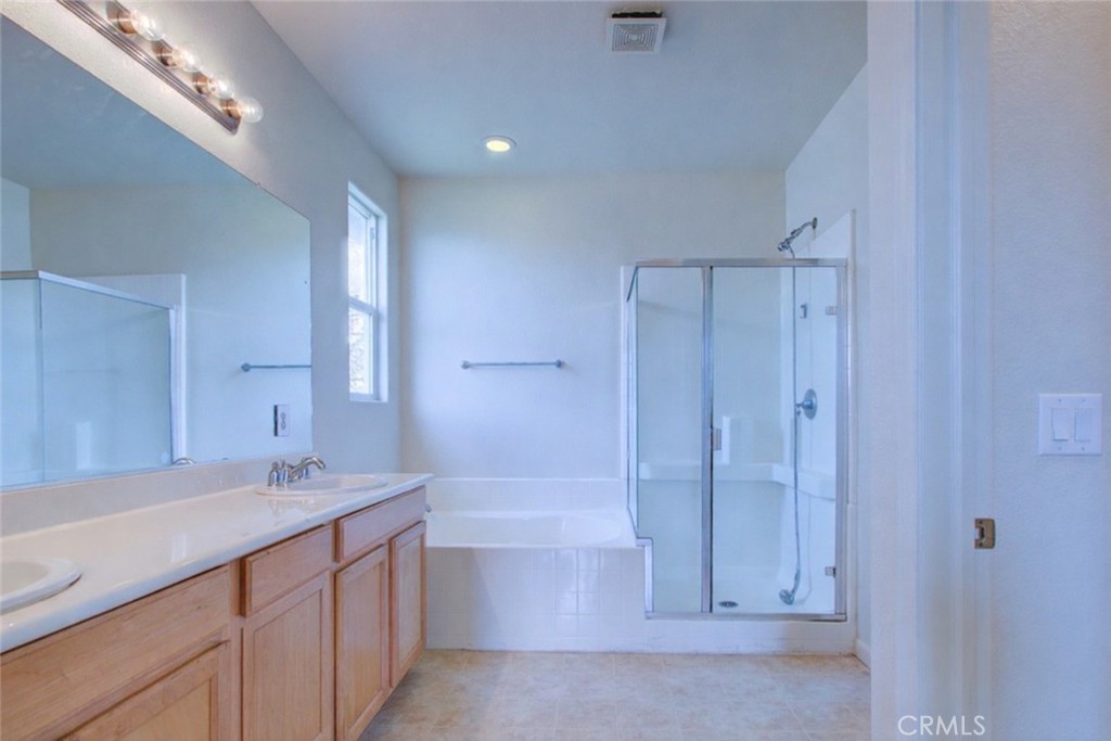 6511 Mello Ct, Winton, CA 95388