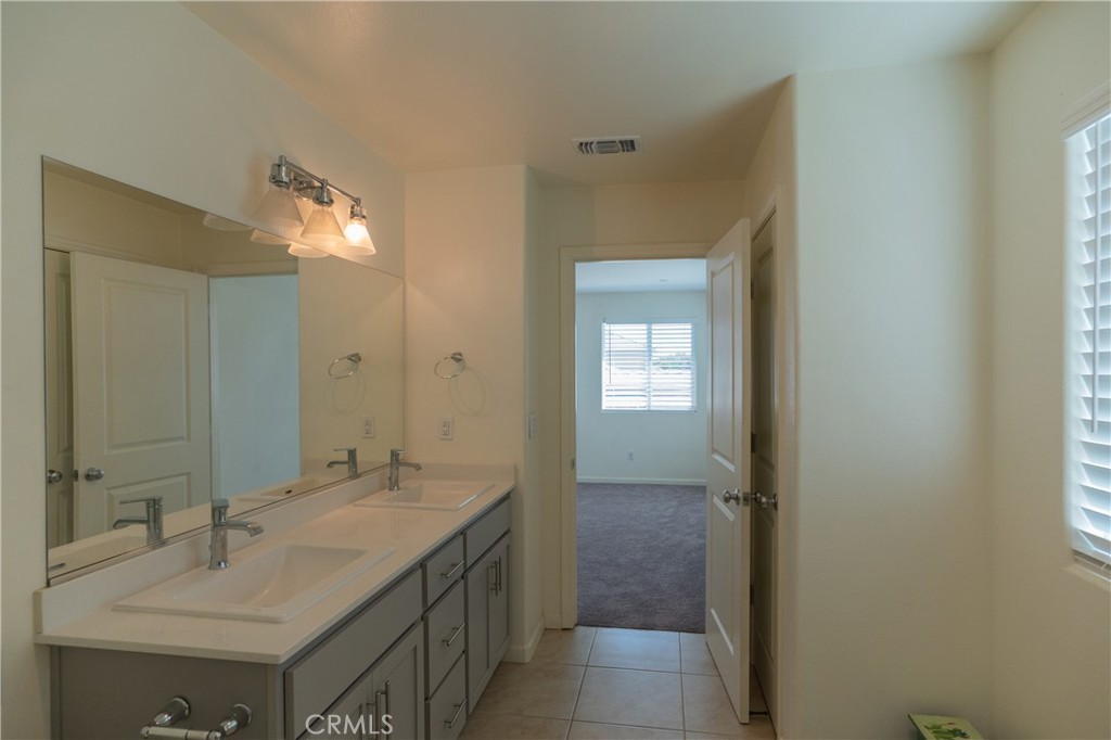 689 Coppola Ct, Merced, CA 95348