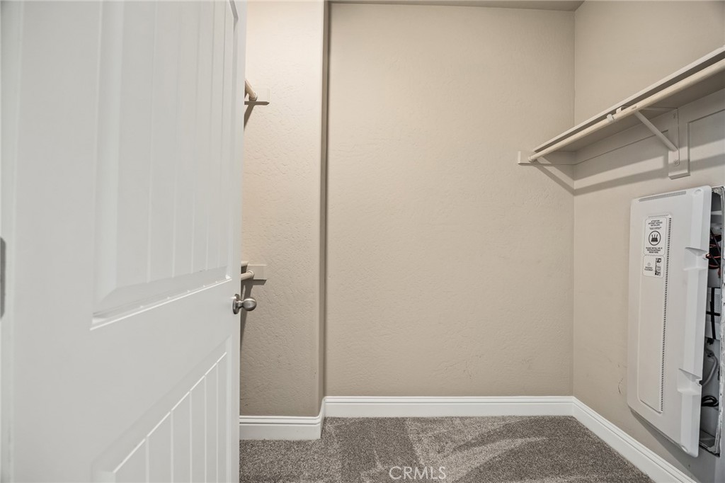 701 Strada, Lemoore, CA 93245