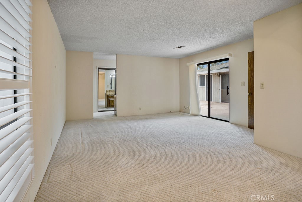 1184 Farmland Ave, Merced, CA 95340