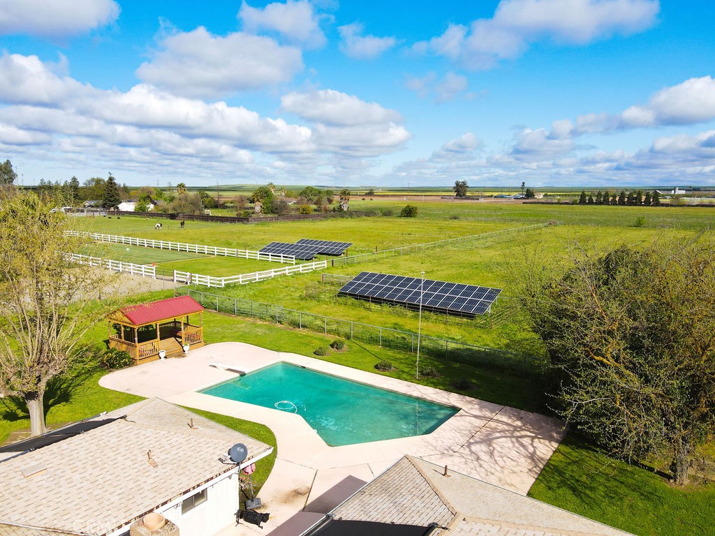 1184 Farmland Ave, Merced, CA 95340