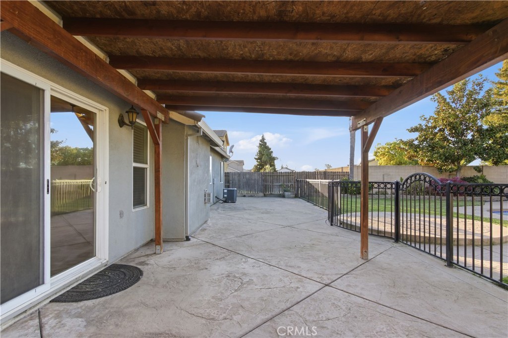 2089 Patriotic Dr, Atwater, CA 95301