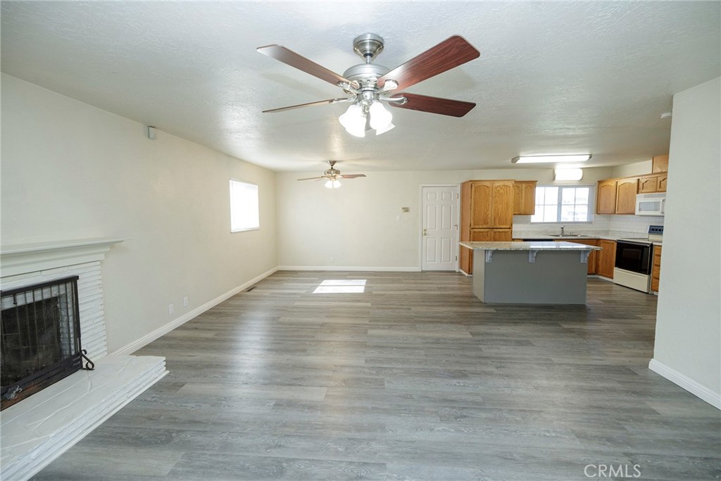 2246 First St, Atwater, CA 95301