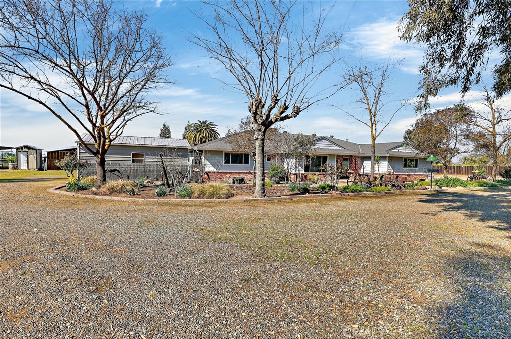 3969 Hatch Rd, Merced, CA 95340