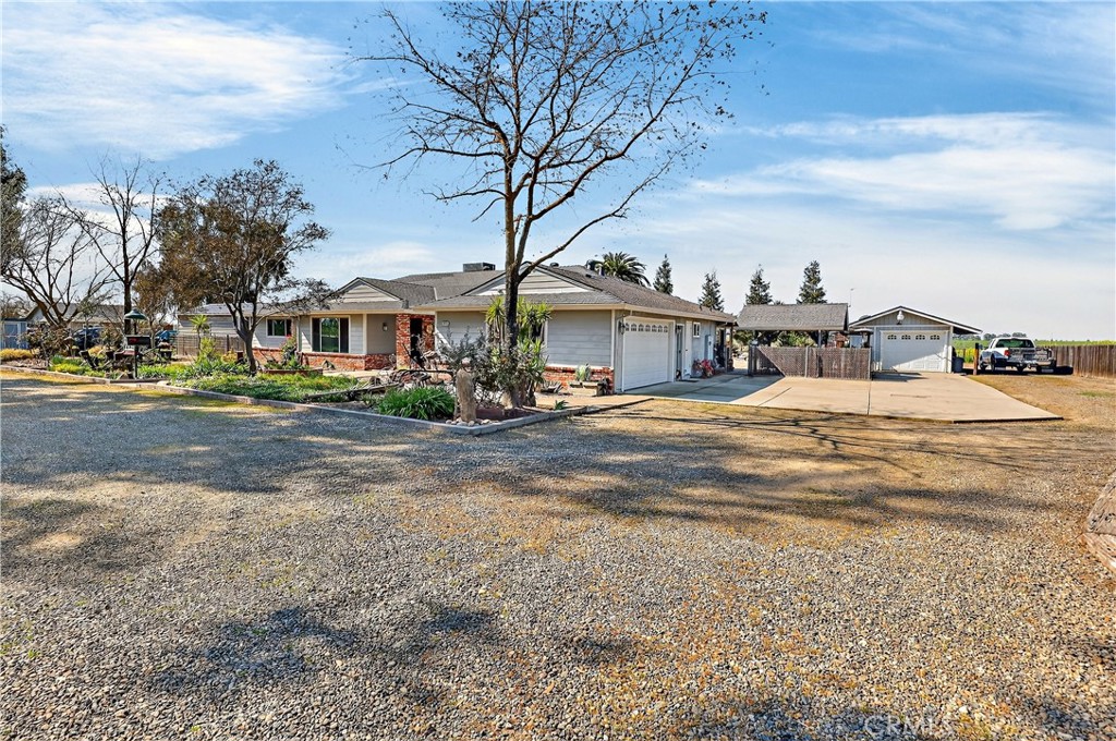 3969 Hatch Rd, Merced, CA 95340